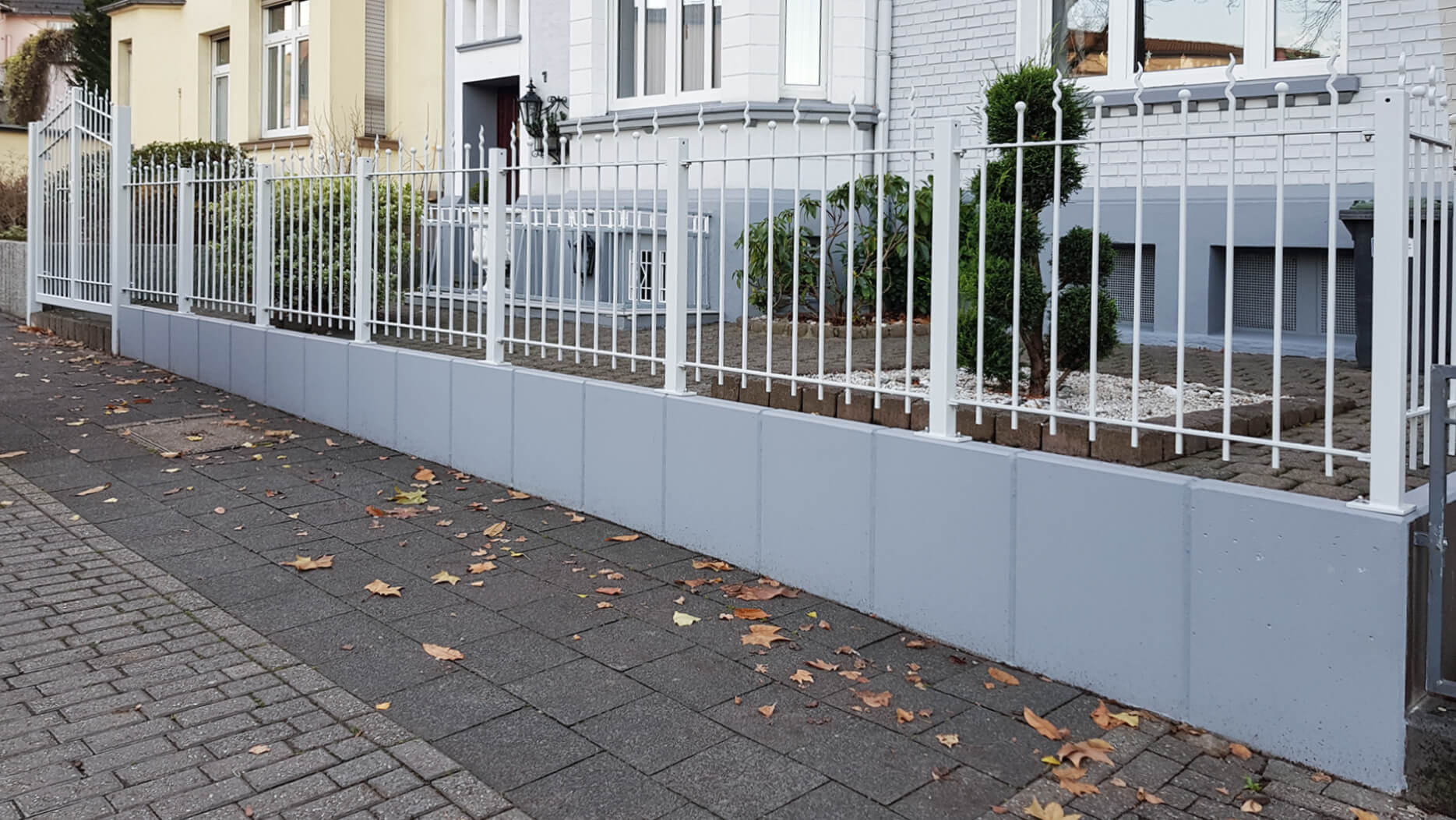 Die Edelstahl-Schlosserei Nappenfeld fertigte eine neue Toranlage in Mühlheim an