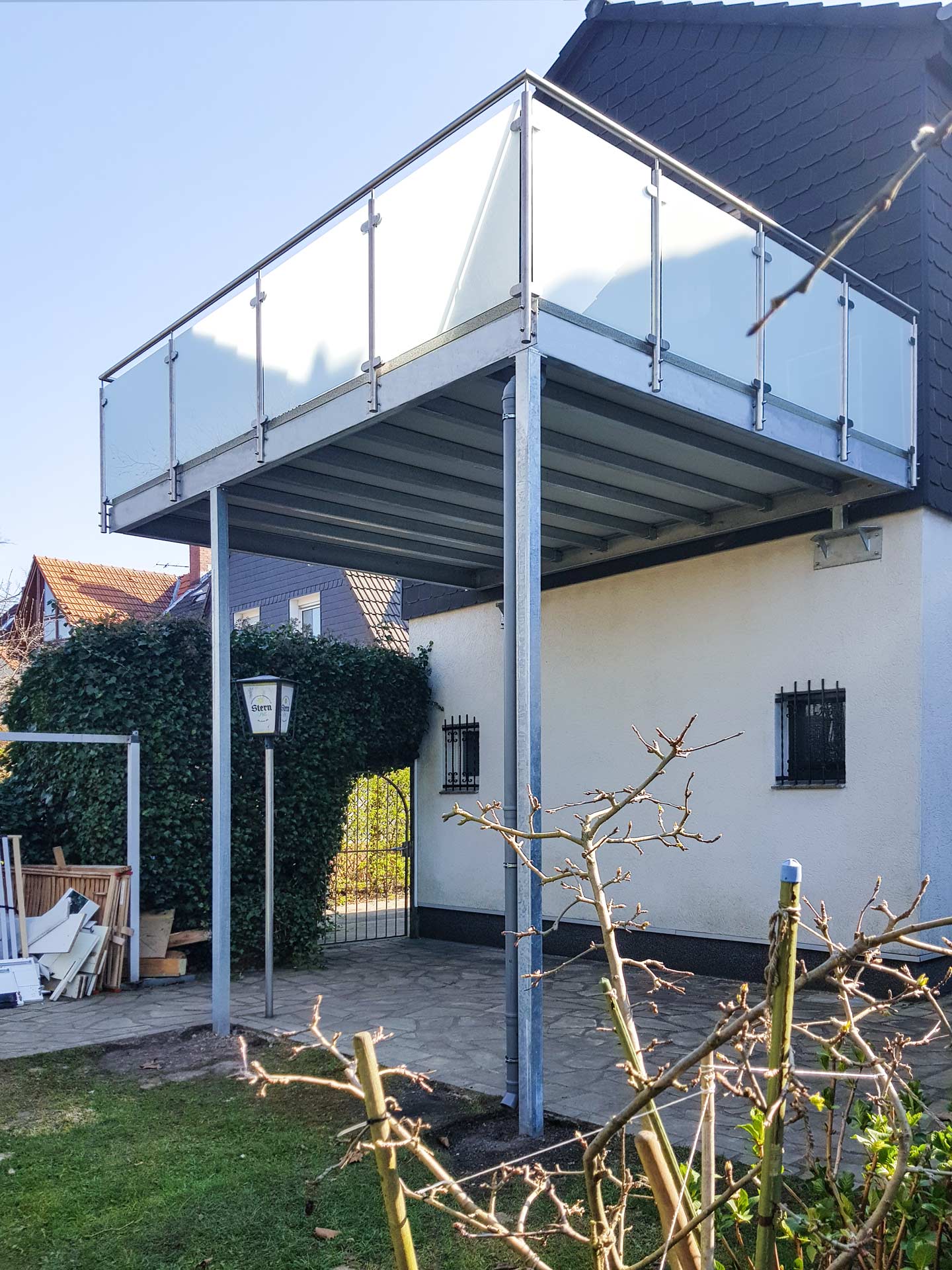 Neuer Balkon: Statik inklusive in Essen, entworfen und gebaut von der Edelstahlschlosserei Nappenfeld aus Mühlheim