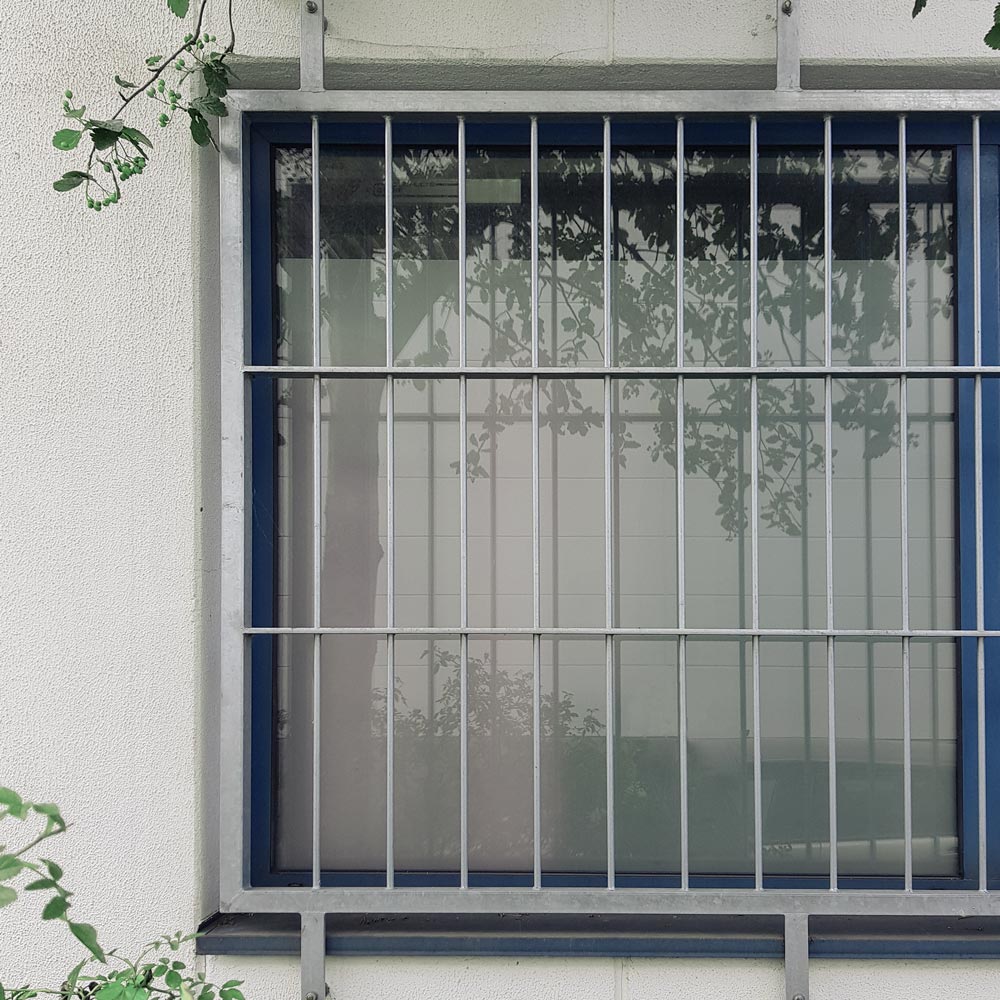 Sicher ist sicher: Fenstergitter in Mühlheim, geplant und umgesetzt von der Edelstahlschlosserei Nappenfeld aus Mülheim