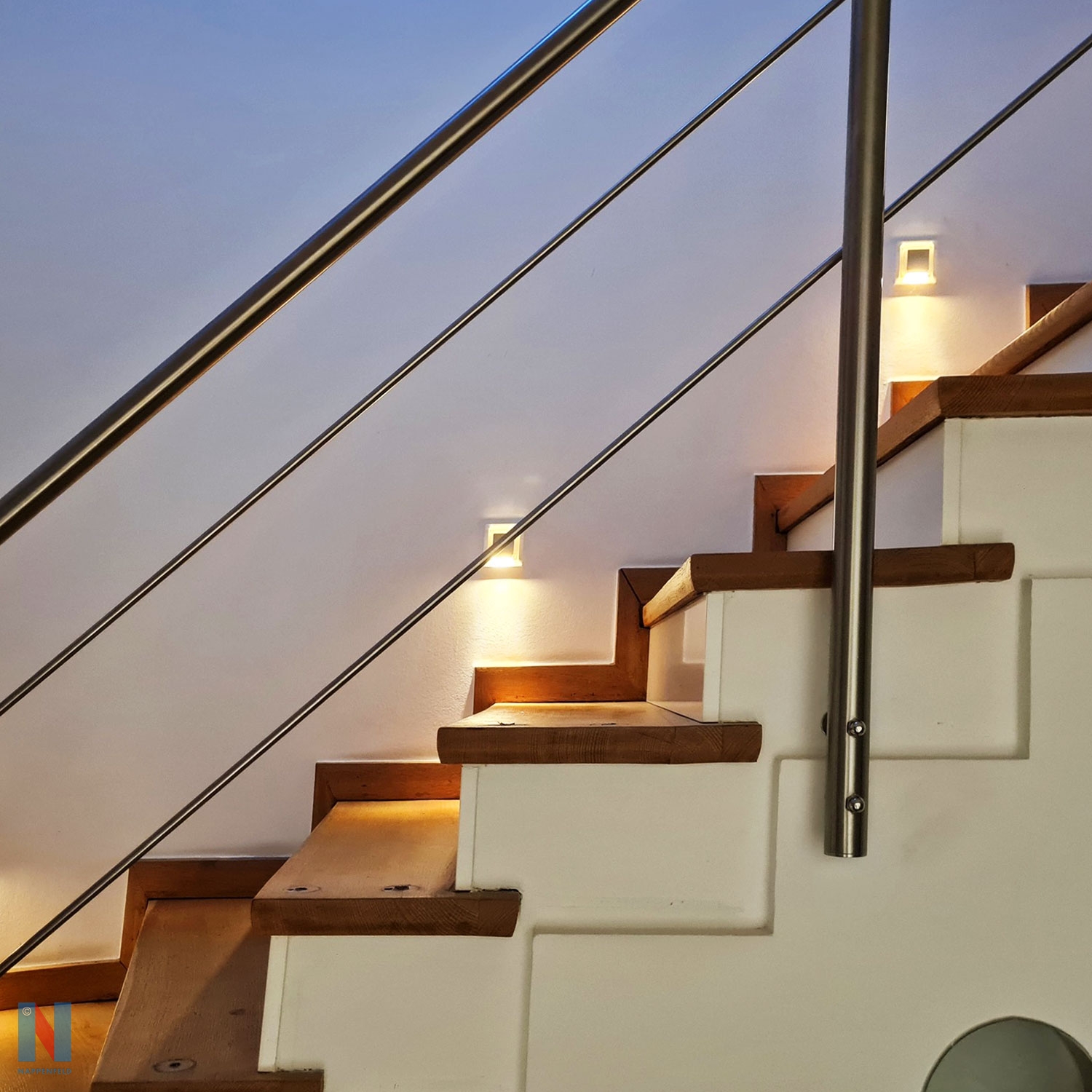 Treppengeländer ausgetauscht in Einfamilienhaus in Mühlheim von der Edelstahlschlosserei Nappenfeld