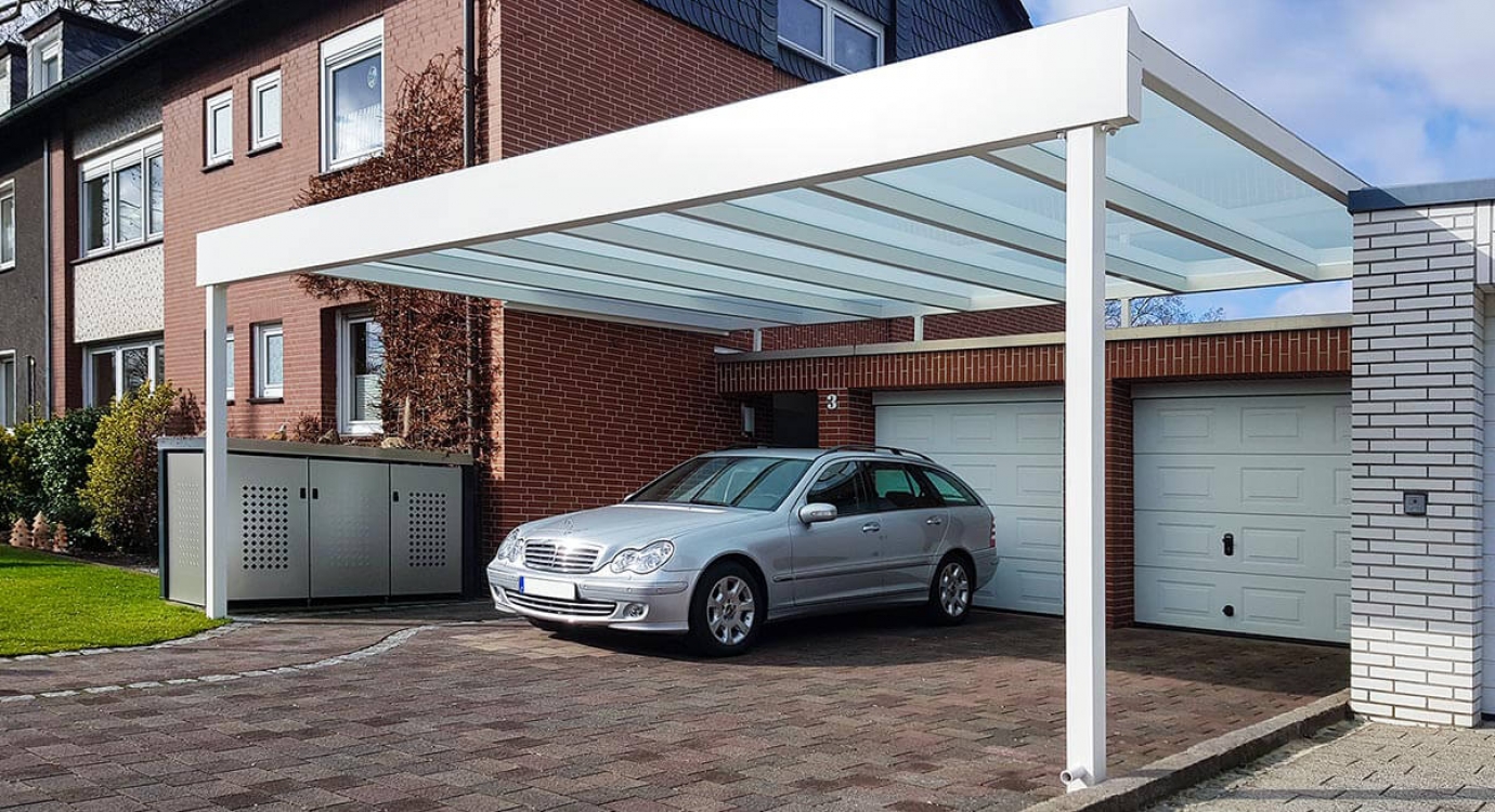 In Gelsenkirchen konstruierte die Edelstahlschlosserei Nappenfeld aus Mühlheim einen weißen, 6 x 9 m großen Carport