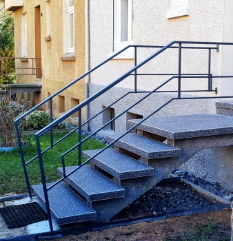 Geländer für freistehende Treppe