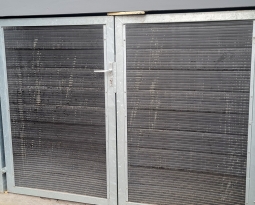 Verzinkte Tür-Anlage mit WPC-Verkleidung in Essen