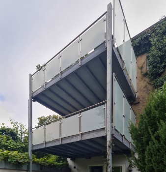 Neue Balkonanlage ersetzt alte Holzbalkone in Mülheim an der Ruhr