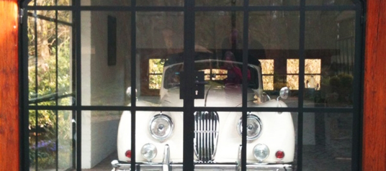 Verglaster Carport für Oldtimer