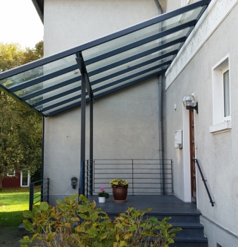 Vordachkonstruktion in Mülheim
