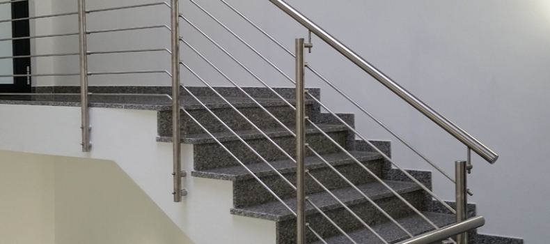 Treppengeländer aus Edelstahl