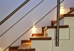 Treppengeländer in Einfamilienhaus ausgetauscht, ausgeführt von der Edelstahlschlosserei Nappenfeld aus Mühlheim